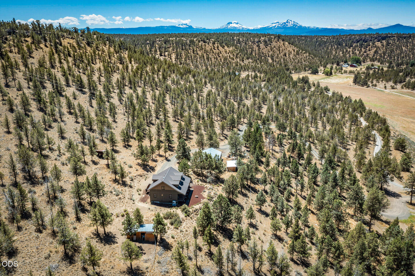 70090 McKenzie Canyon Road Sisters, OR 97759 - Photo 44 of 58