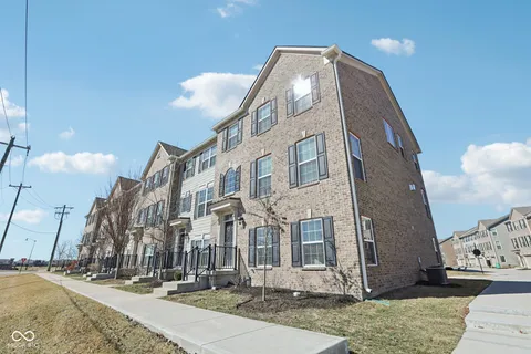 $405,000 | 14207 McNichols Way, Carmel, IN 46033