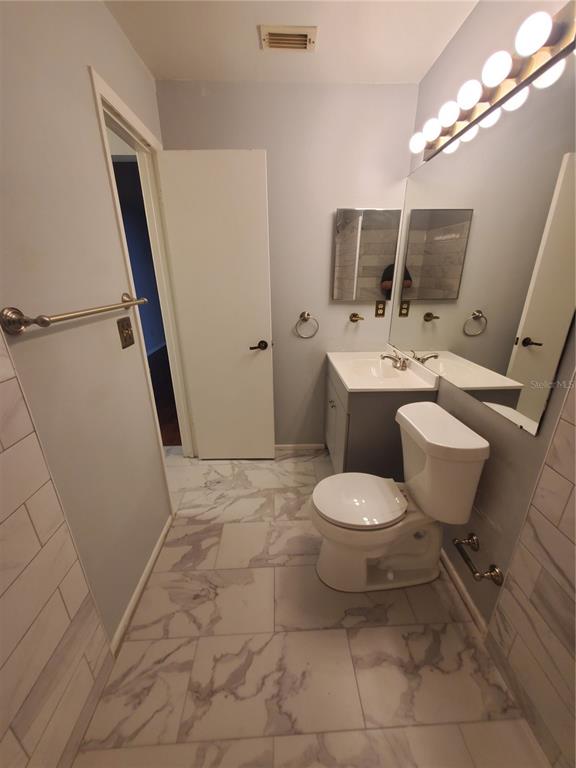 2020 Rudder Drive Valrico, FL 33594 - Photo 13 of 21