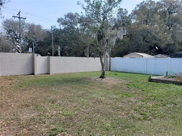 $2,095 | 2020 Rudder Drive, Valrico, FL 33594