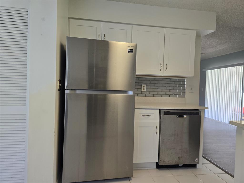 2020 Rudder Drive Valrico, FL 33594 - Photo 4 of 21