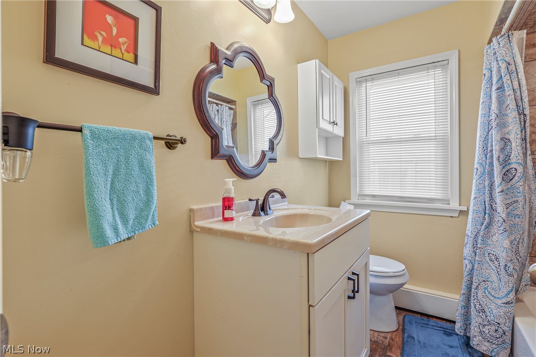 4929 Geraldine Avenue Cleveland, OH 44143 - Photo 16 of 34