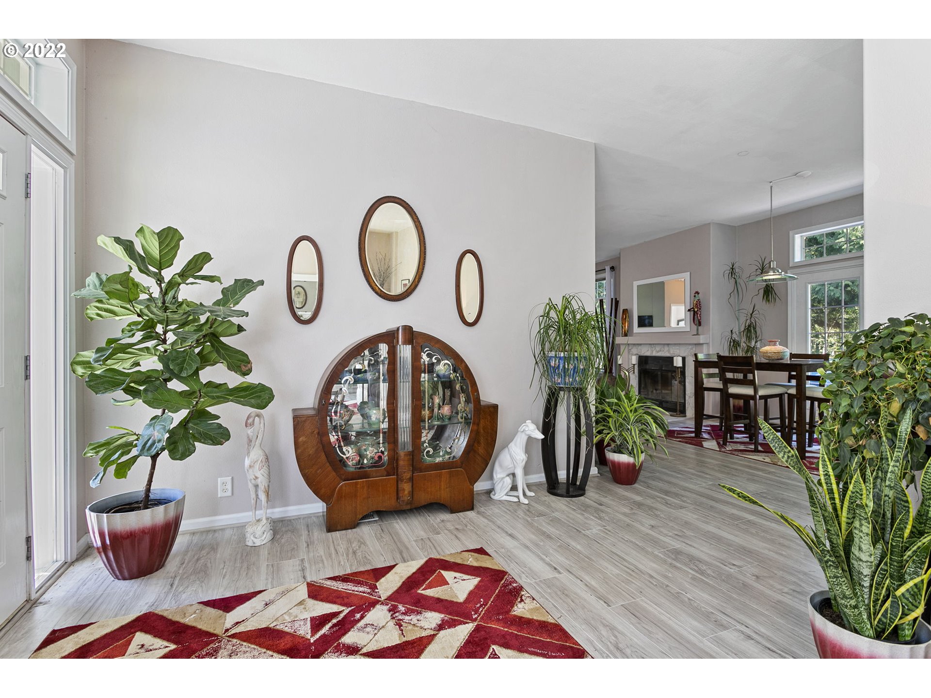 71572 Pruitt Road Rainier, OR 97048 - Photo 4 of 31 a living room with furniture and a potted plant