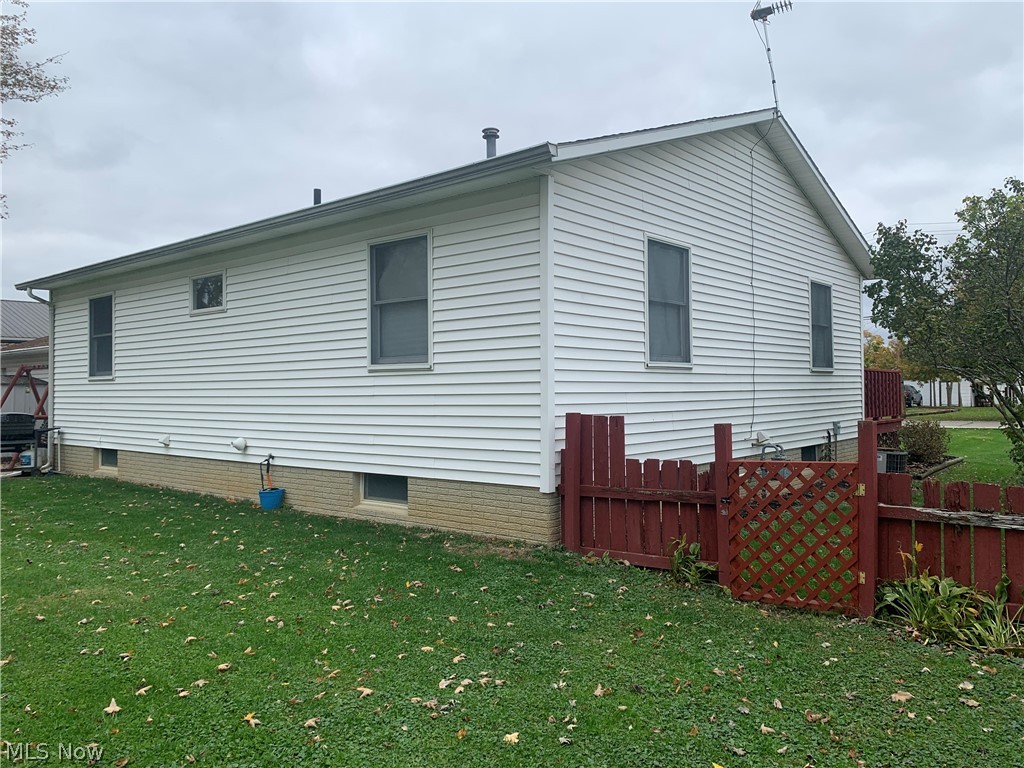 110 Union Street Lagrange, OH 44050 - Photo 25 of 27