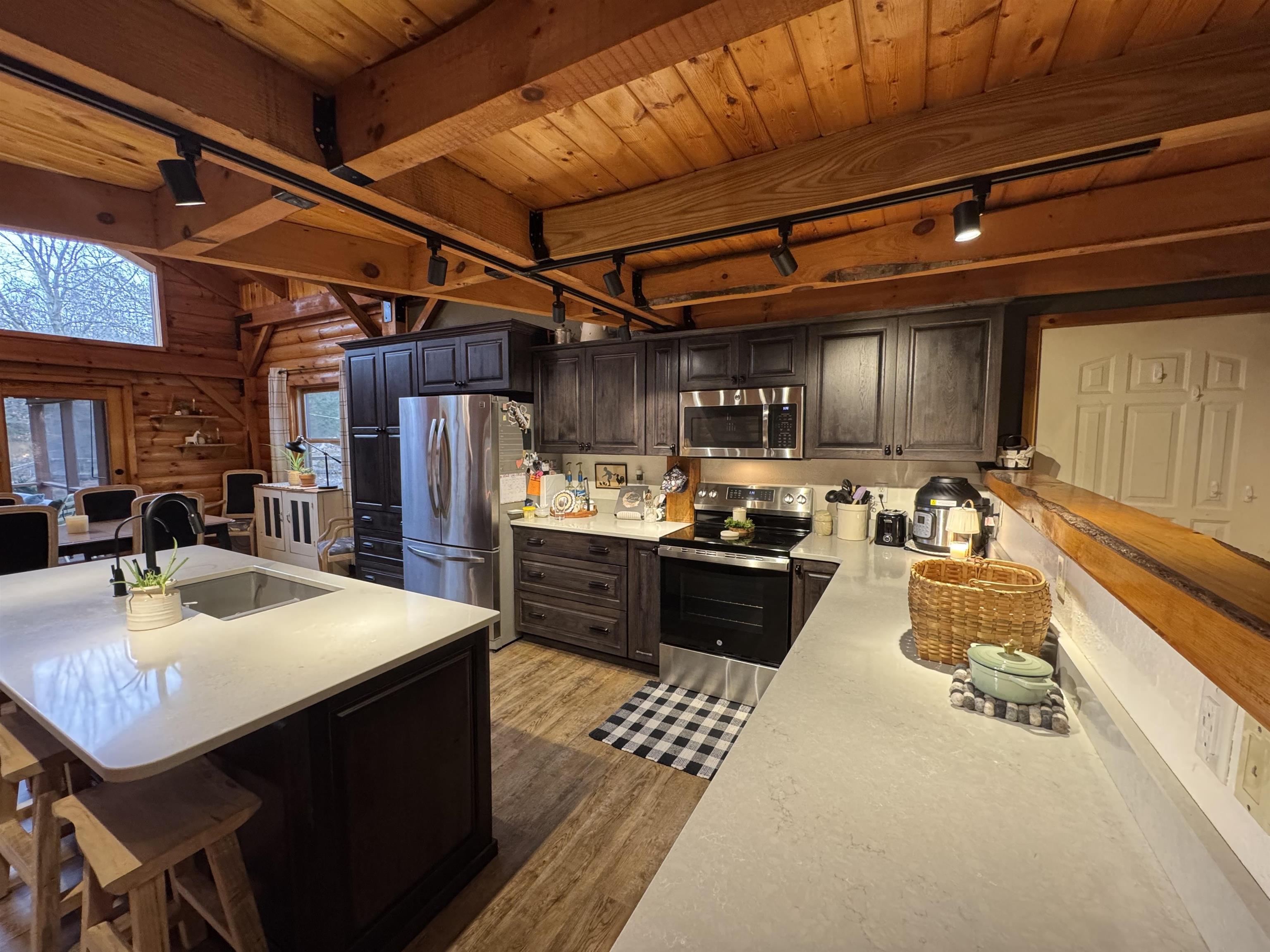 29522 Whispering Pines Road Lone Rock, WI 53556 - Photo 18 of 33