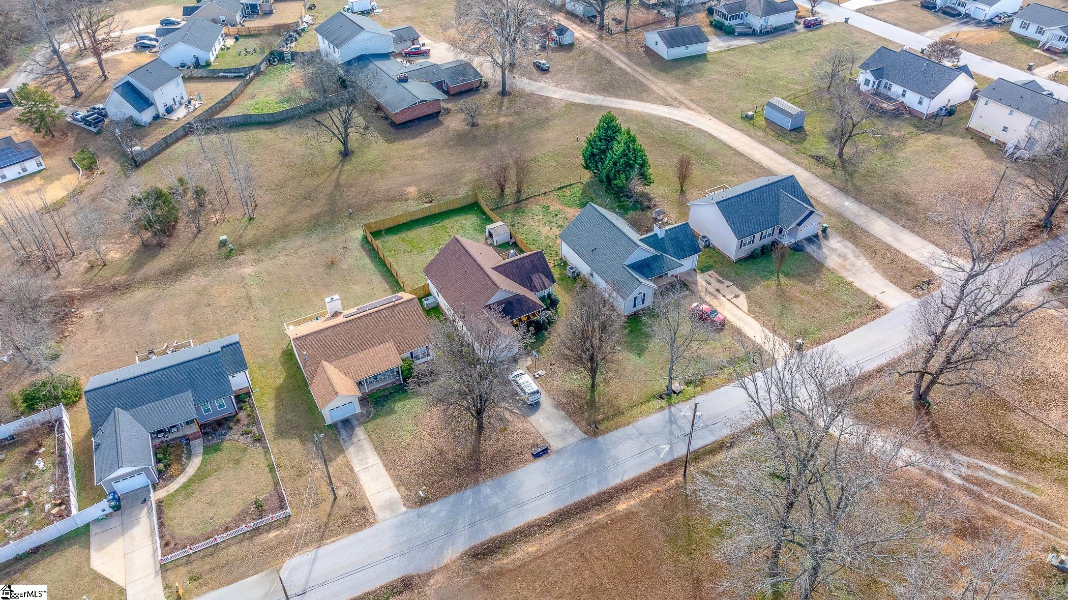 42 Stevenson Road Taylors, SC 29687 - Photo 35 of 41