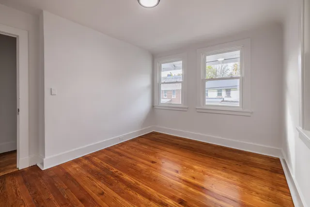 $2,300 | 400 East Avenue, Bridgeport, CT 06610