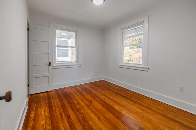 $2,300 | 400 East Avenue, Bridgeport, CT 06610