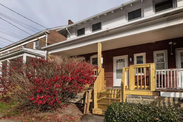 $2,300 | 400 East Avenue, Bridgeport, CT 06610