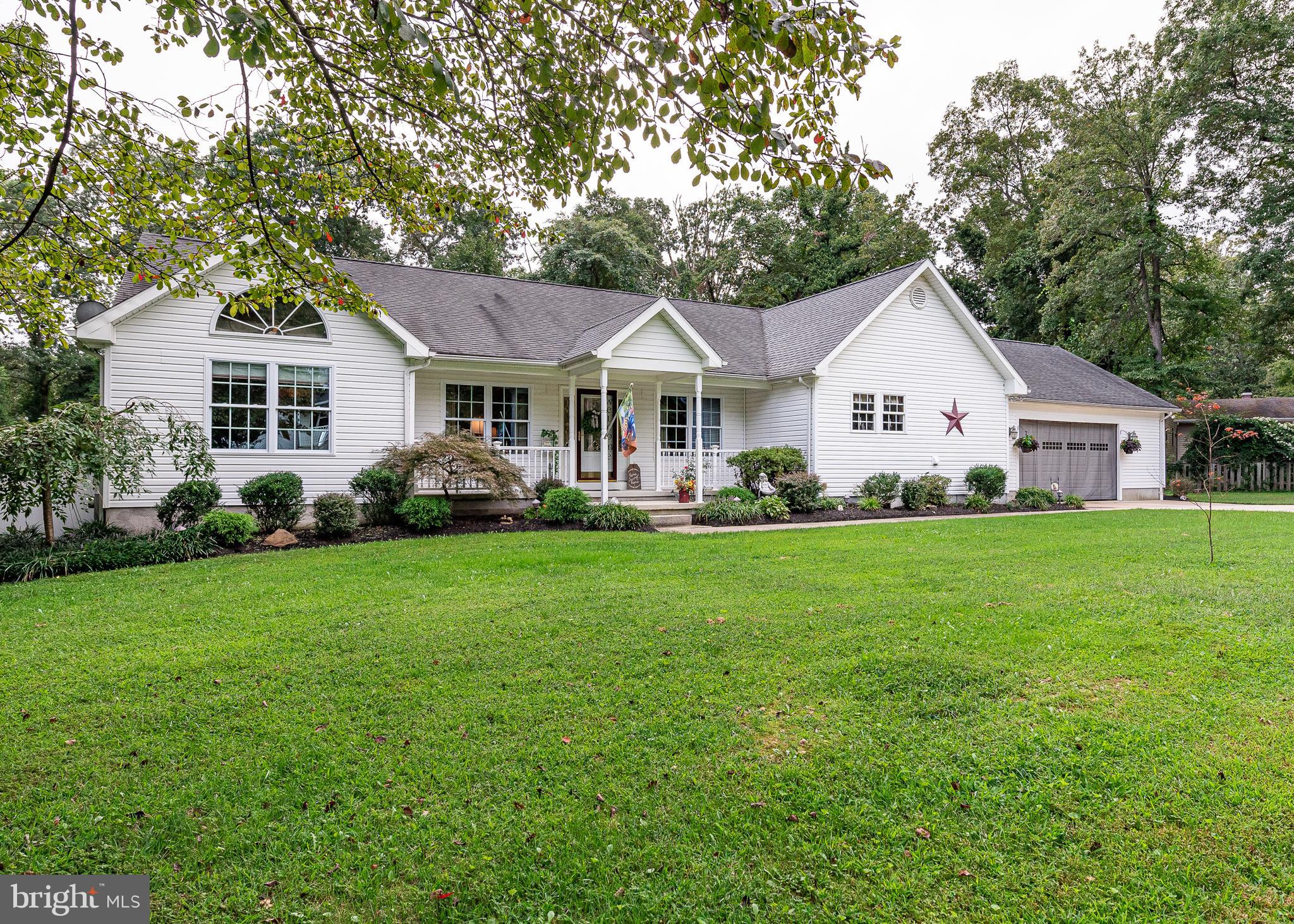 1705 Perry Cove Road Pasadena, MD 21122 - Photo 1 of 34 Front