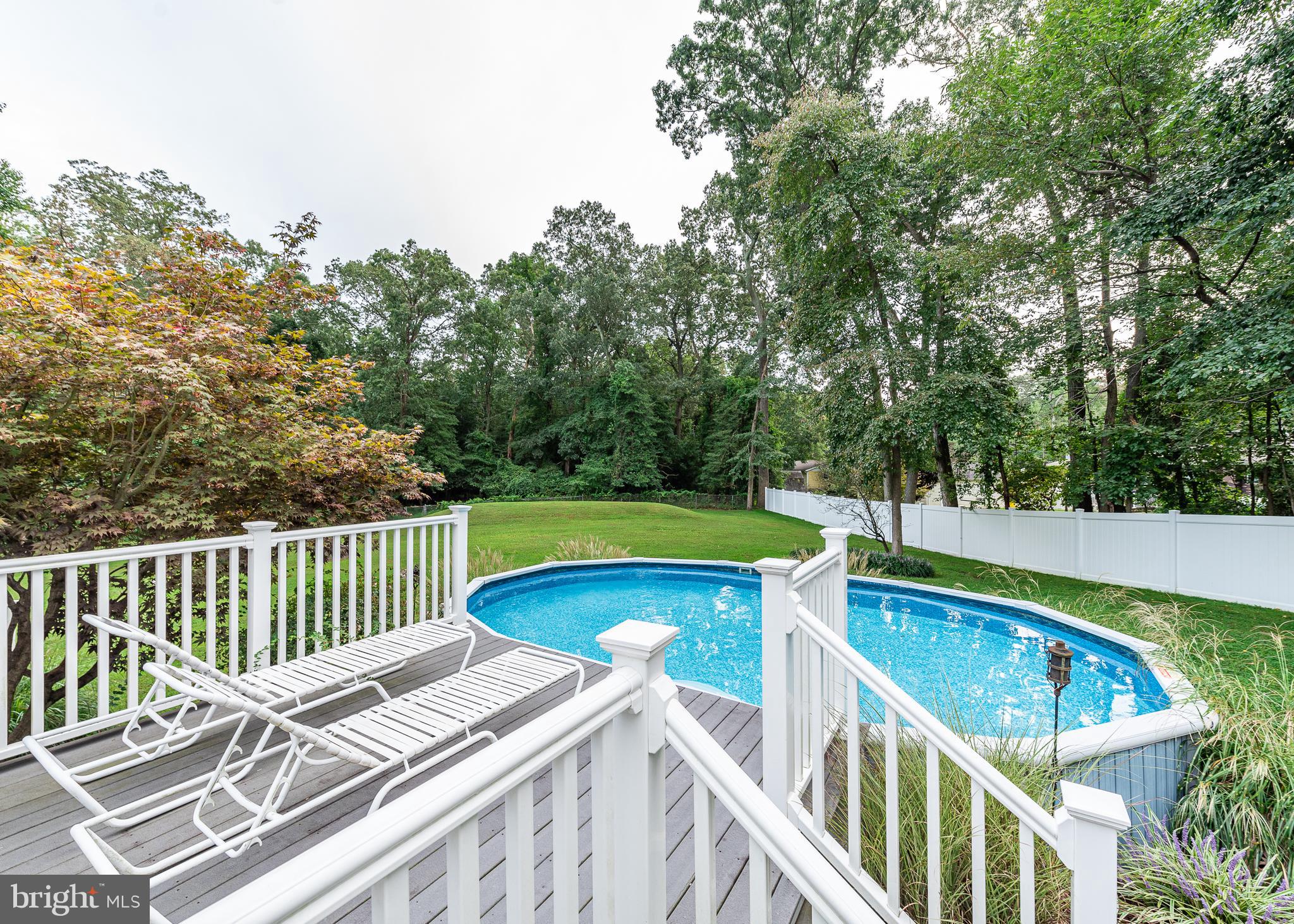 1705 Perry Cove Road Pasadena, MD 21122 - Photo 28 of 34 Pool
