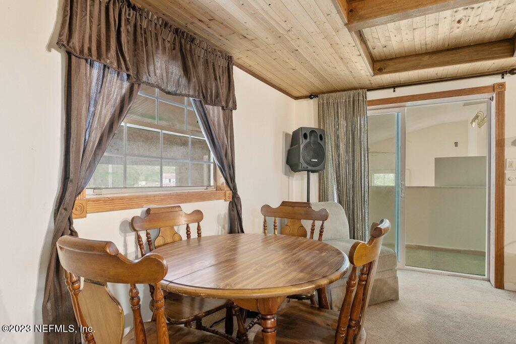 1422 Jr Road Jacksonville, FL 32218 - Photo 19 of 37 Dining Room