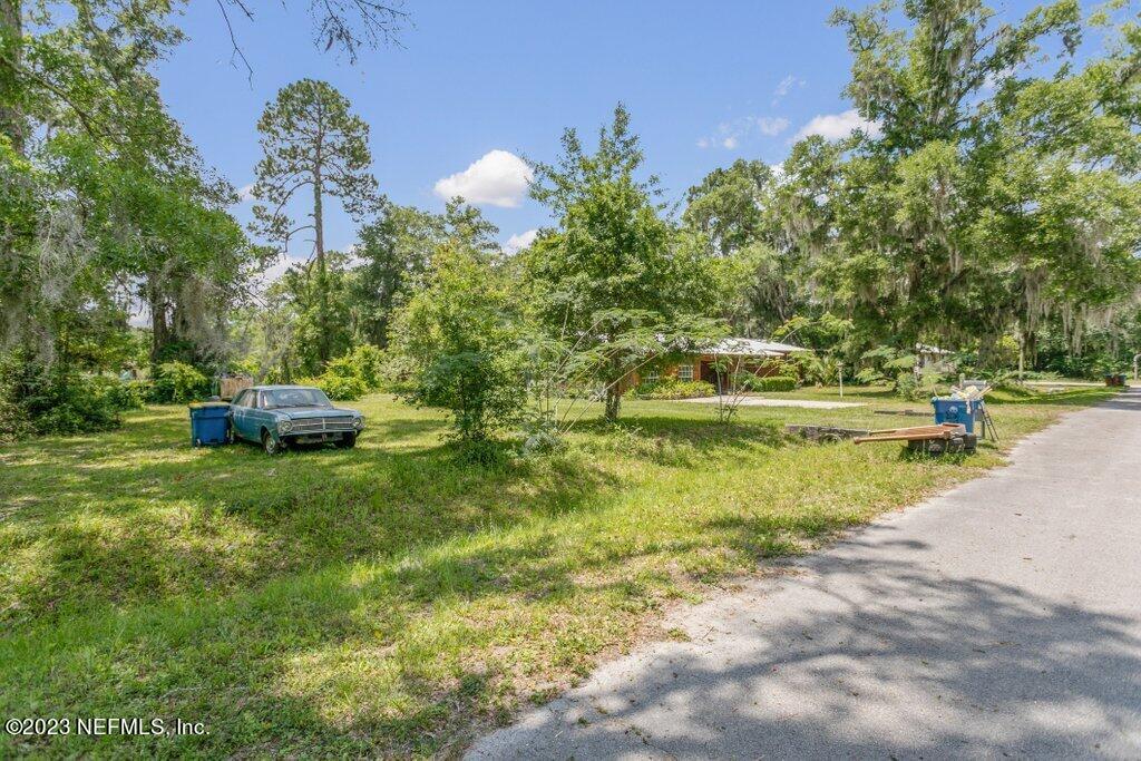 1422 Jr Road Jacksonville, FL 32218 - Photo 32 of 37 Side Yard