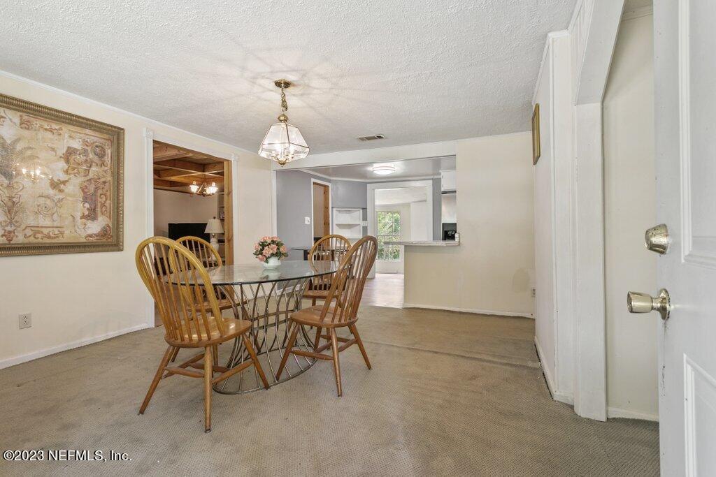 1422 Jr Road Jacksonville, FL 32218 - Photo 9 of 37 Dining / Front Entry