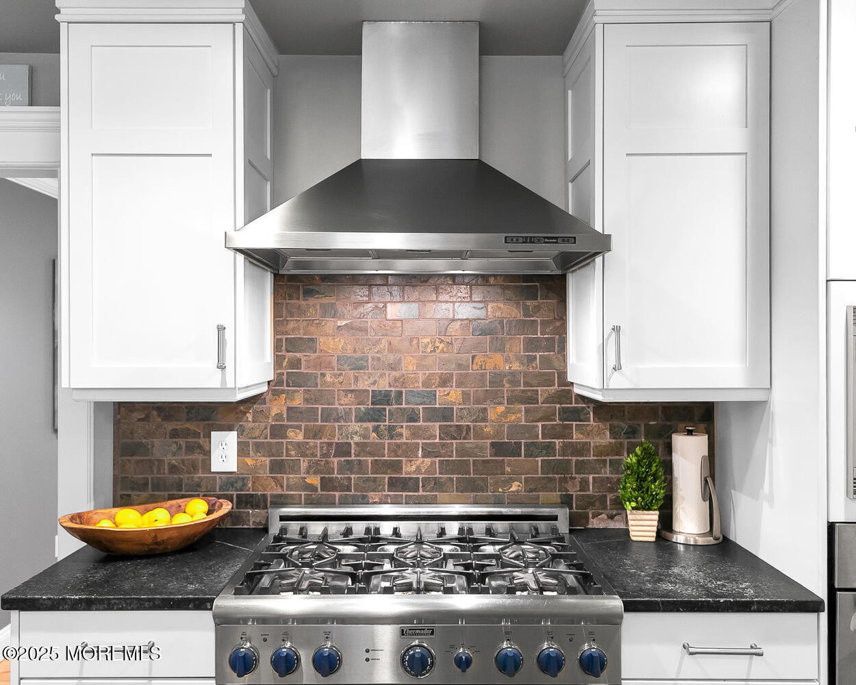 234 Borden Road Middletown, NJ 07748 - Photo 11 of 68 234 Borden Rd Middletown-large-077-079-M