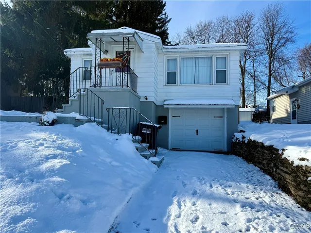 $189,000 | 123 Wolcott Terrace, Syracuse, NY 13207