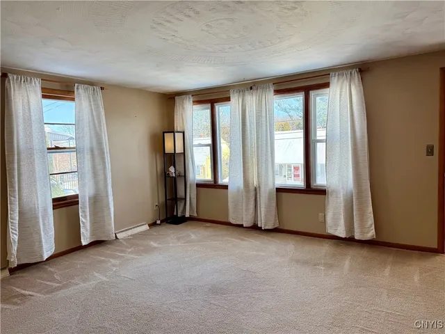 $189,000 | 123 Wolcott Terrace, Syracuse, NY 13207