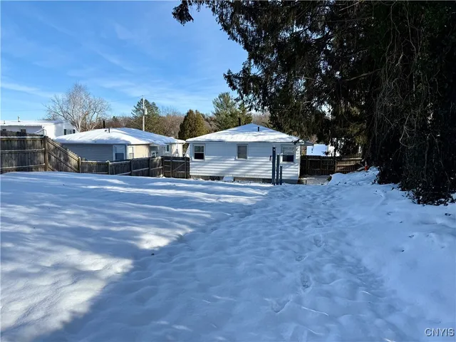 $189,000 | 123 Wolcott Terrace, Syracuse, NY 13207