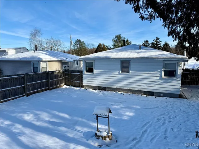 $189,000 | 123 Wolcott Terrace, Syracuse, NY 13207