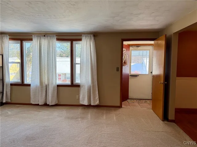 $189,000 | 123 Wolcott Terrace, Syracuse, NY 13207