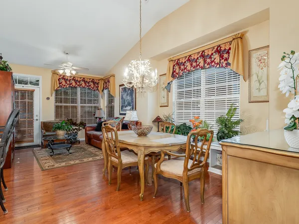 $479,000 | 2805 Bond Circle, Unit 2805, Naperville, IL 60563