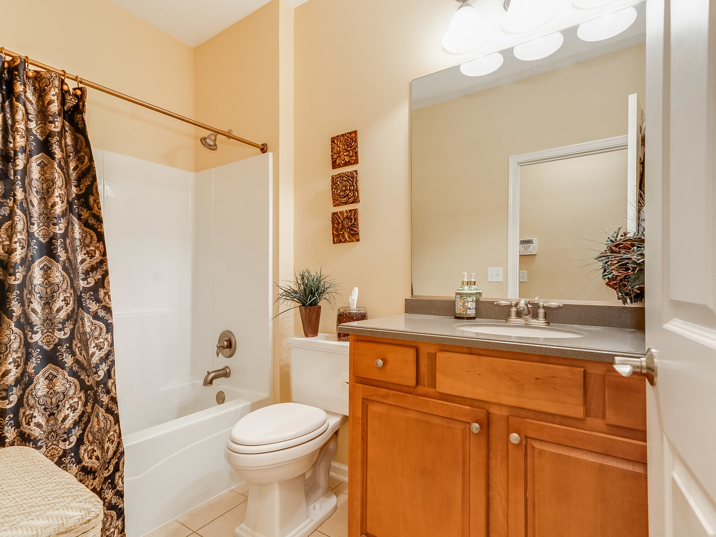 2805 Bond Circle, Unit 2805 Naperville, IL 60563 - Photo 19 of 30