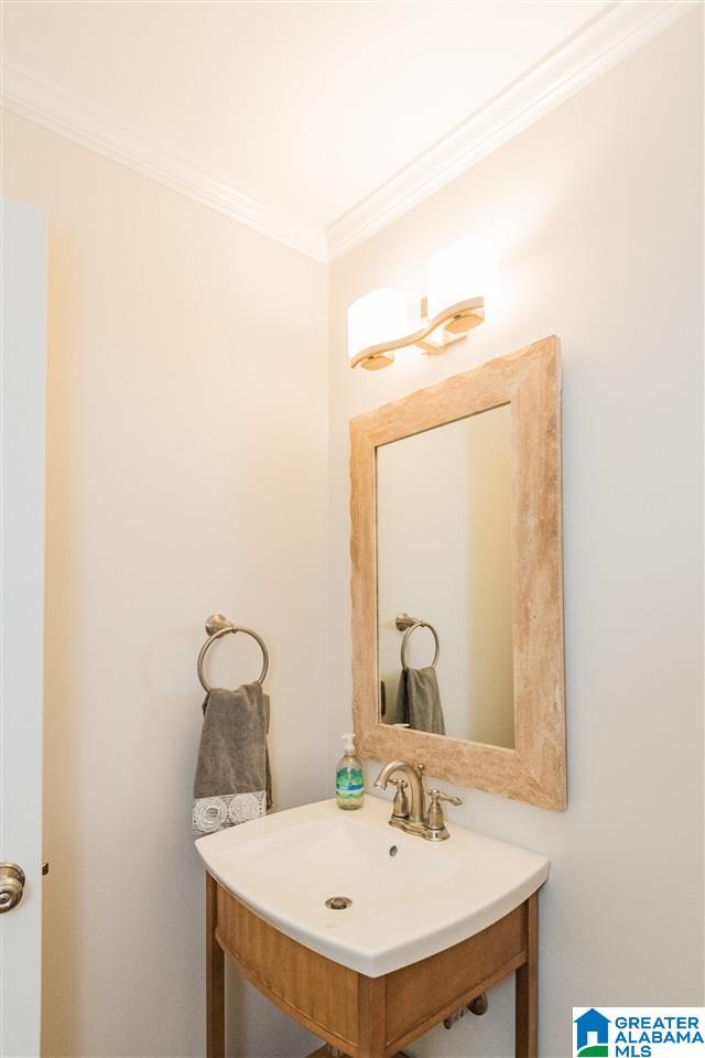 1722 Saulter Road Birmingham, AL 35209 - Photo 19 of 43