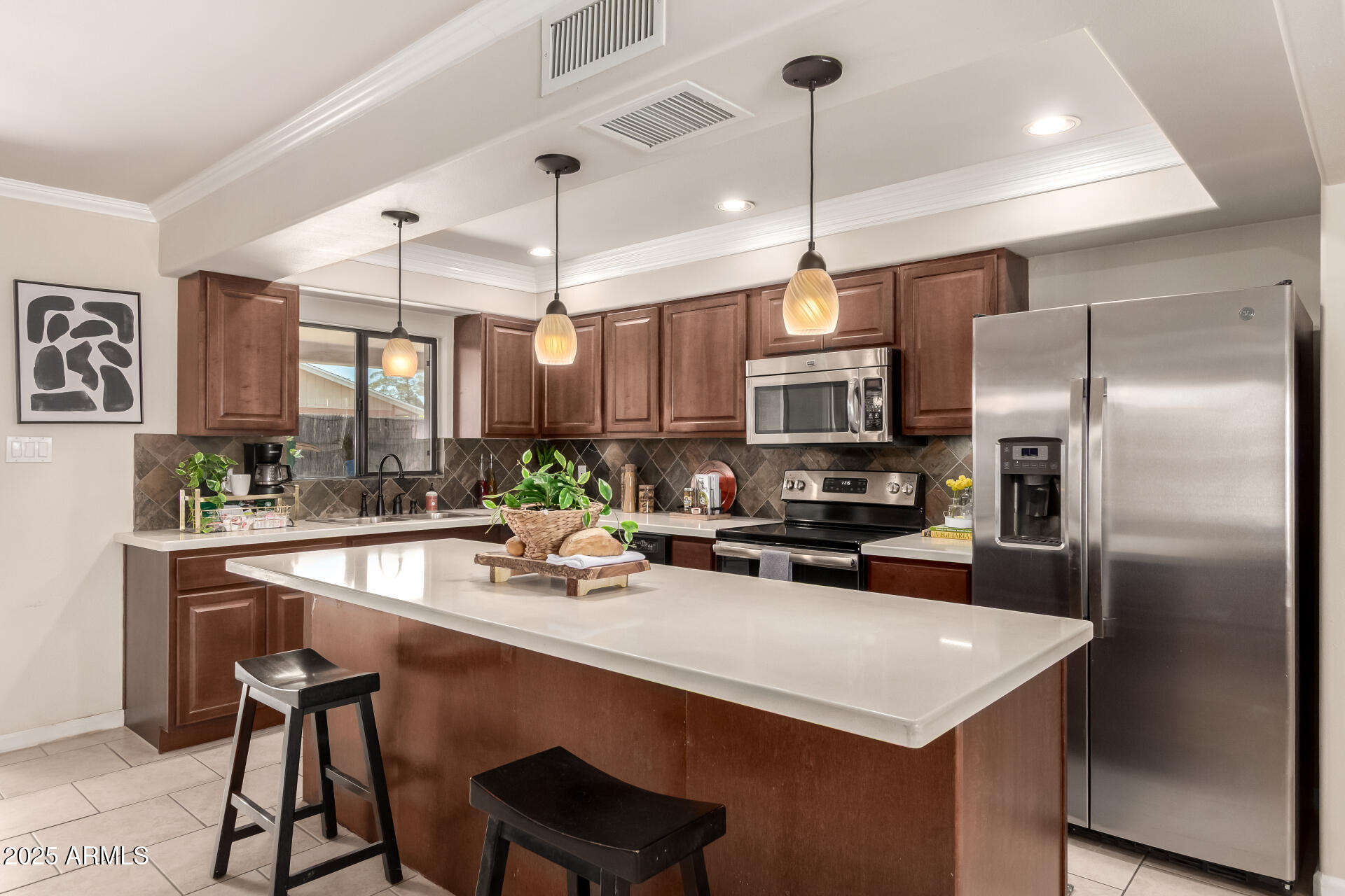 3301 East Sharon Drive Phoenix, AZ 85032 - Photo 13 of 53 12 - Sharon 3301