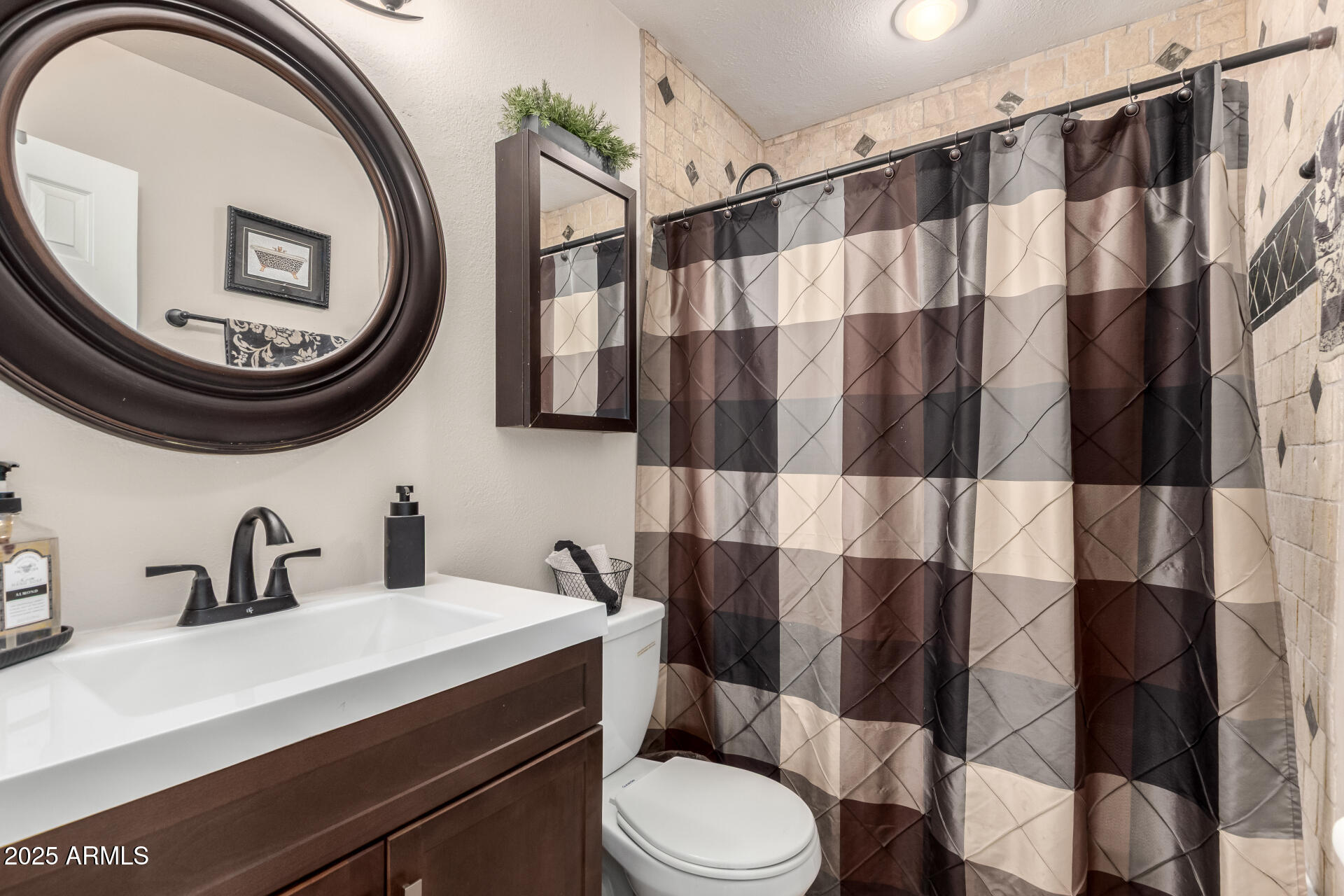 3301 East Sharon Drive Phoenix, AZ 85032 - Photo 23 of 53 23 - Sharon 3301