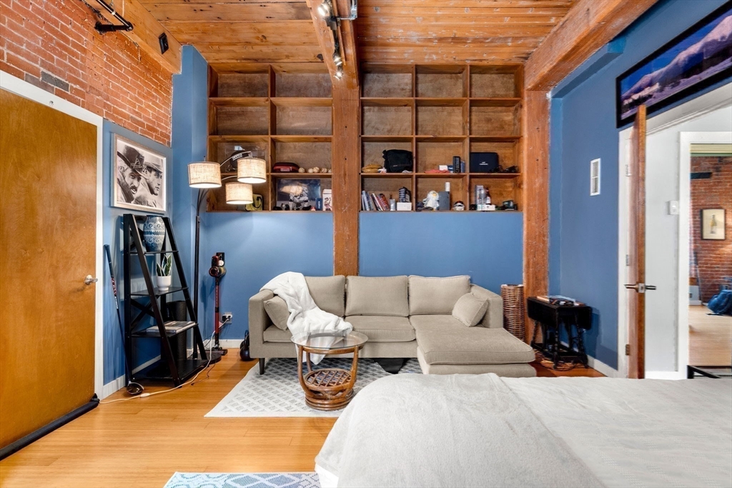 1511 Main Street, Unit B101 Worcester, MA 01603 - Photo 20 of 41 a view of steet corner
