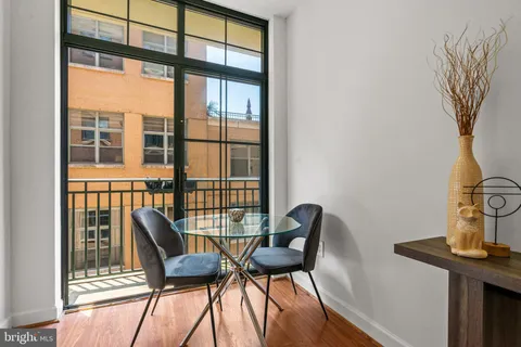 $435,000 | 1111 25th Street Northwest, Unit 502, Washington, DC 20037