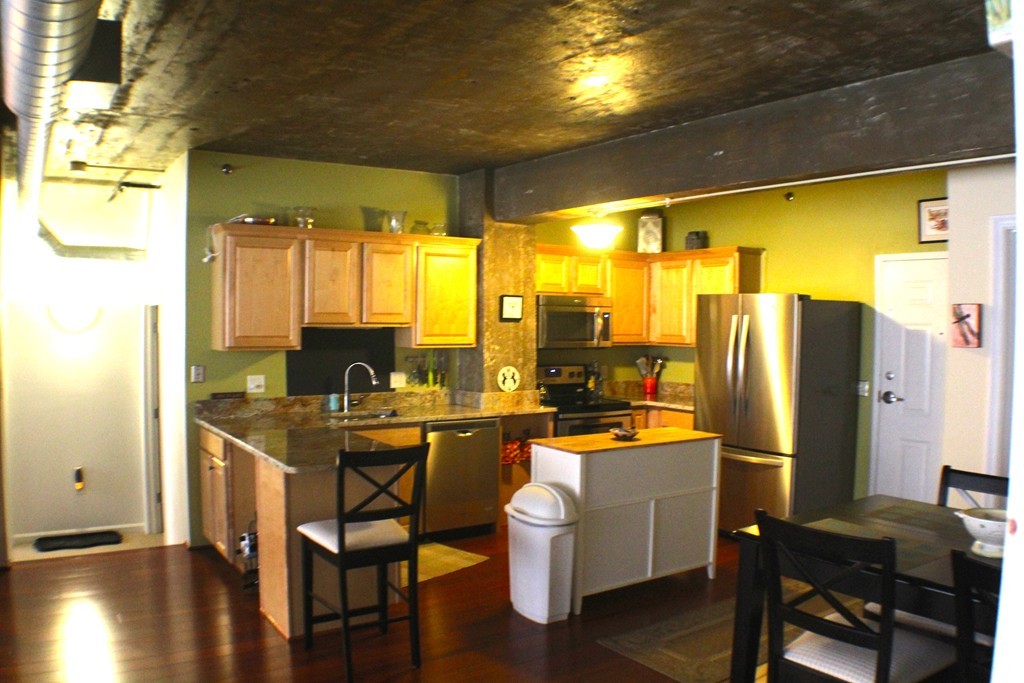 23-33 Middle Street, Unit 4 Lowell, MA 01852 - Photo 5 of 5