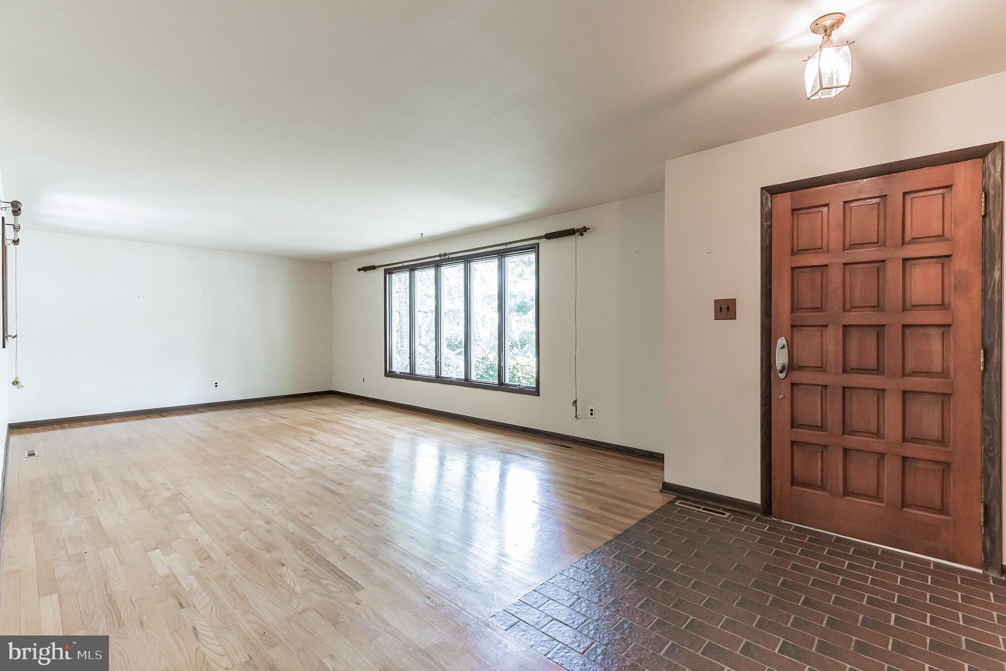 609 Vassar Avenue Pitman, NJ 08071 - Photo 5 of 43