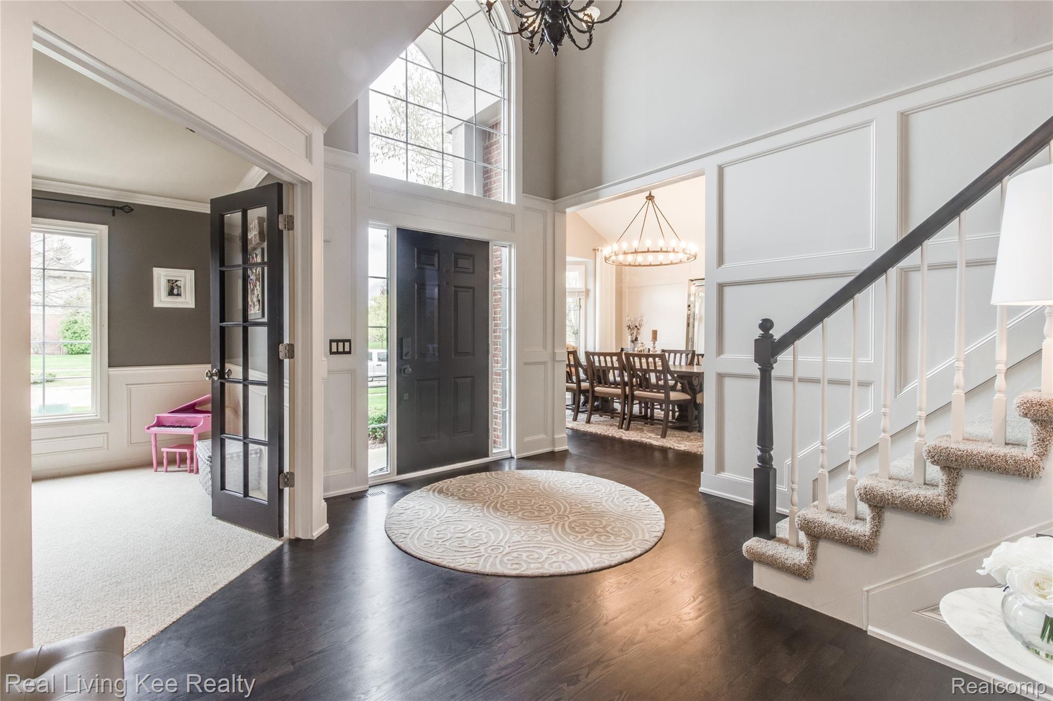 1604 Chase Drive Rochester, MI 48307 - Photo 6 of 47 INTERIORS (3 of 44).jpg
