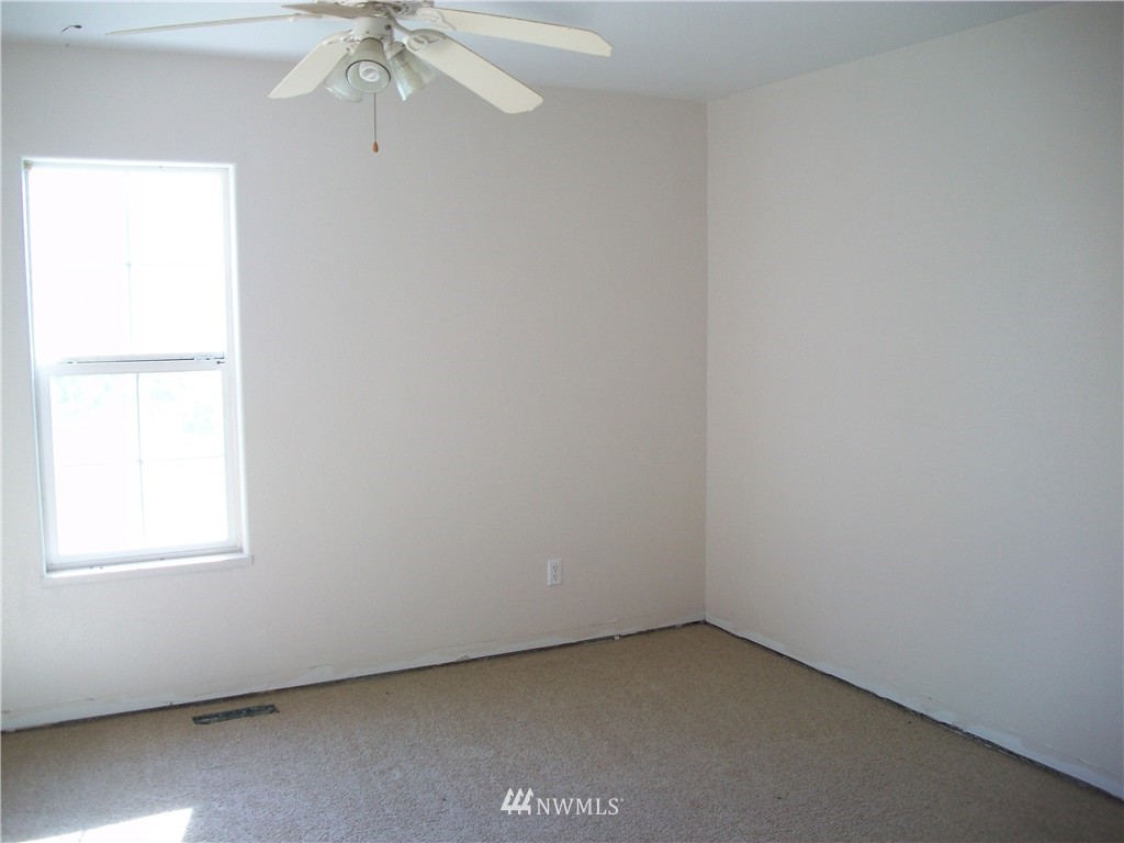 223 Fuller Road Salkum, WA 98582 - Photo 13 of 23 Gallery Image 13