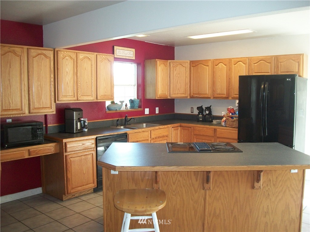 223 Fuller Road Salkum, WA 98582 - Photo 5 of 23 Gallery Image 5