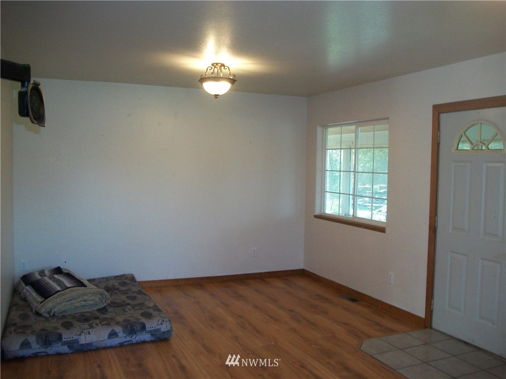 223 Fuller Road Salkum, WA 98582 - Photo 10 of 23 Gallery Image 10