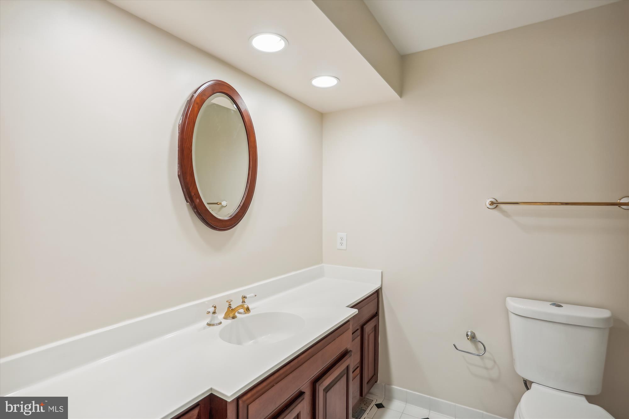 2709 Hewitt Avenue Silver Spring, MD 20906 - Photo 32 of 48 Main level hall full bath