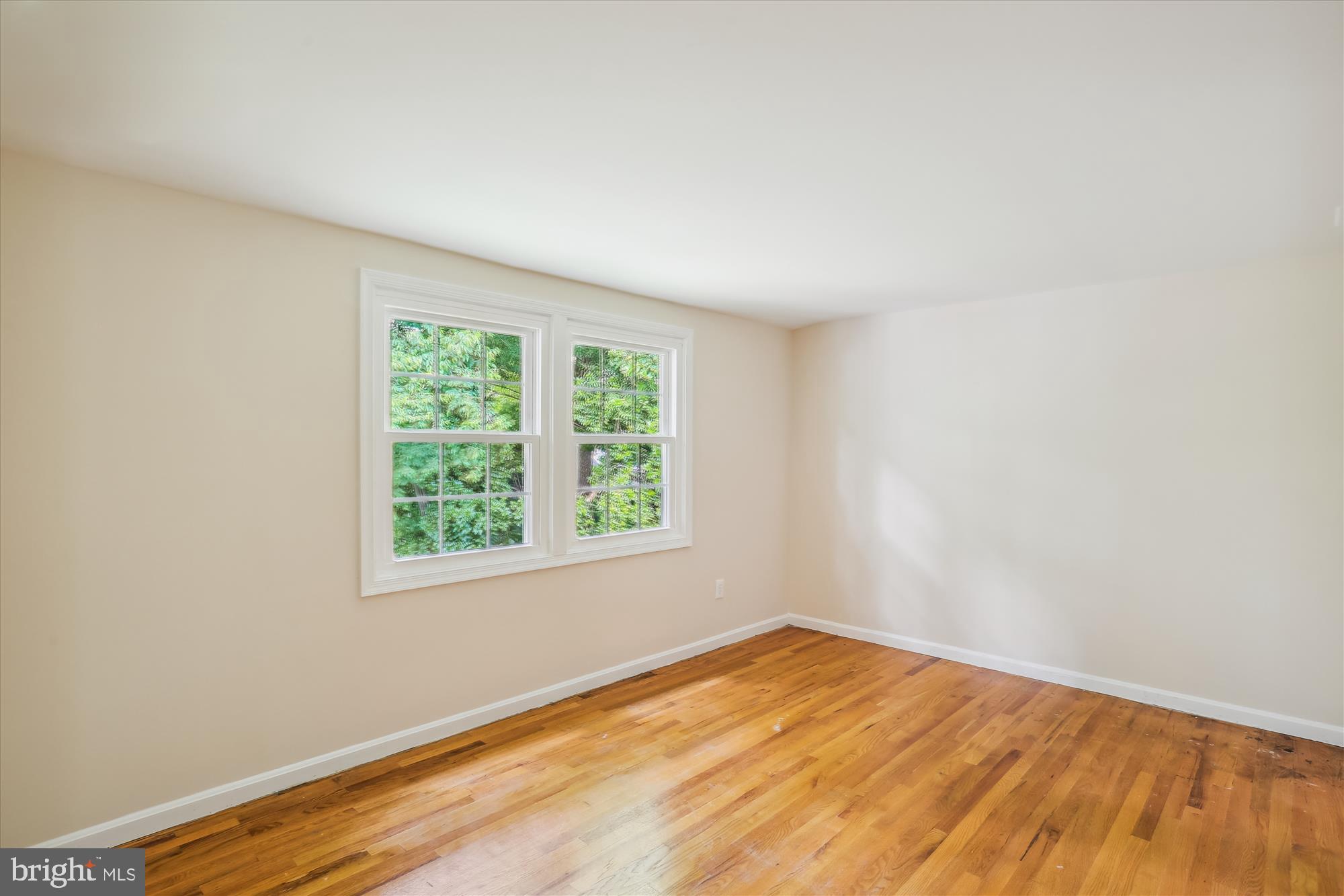 2709 Hewitt Avenue Silver Spring, MD 20906 - Photo 44 of 48 Upper Bedroom