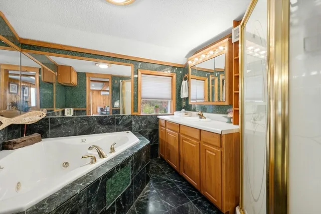 $475,000 | 89 Lakeview Avenue, Bellingham, MA 02019