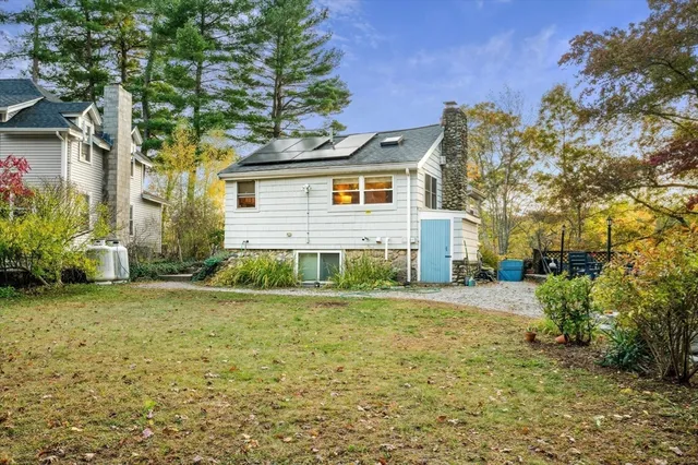 $475,000 | 89 Lakeview Avenue, Bellingham, MA 02019