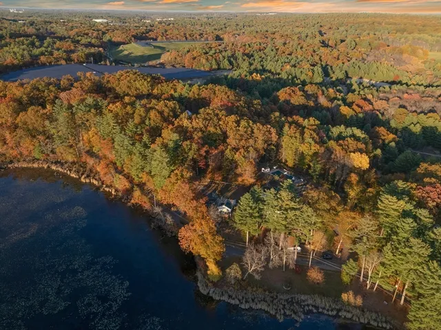 $475,000 | 89 Lakeview Avenue, Bellingham, MA 02019