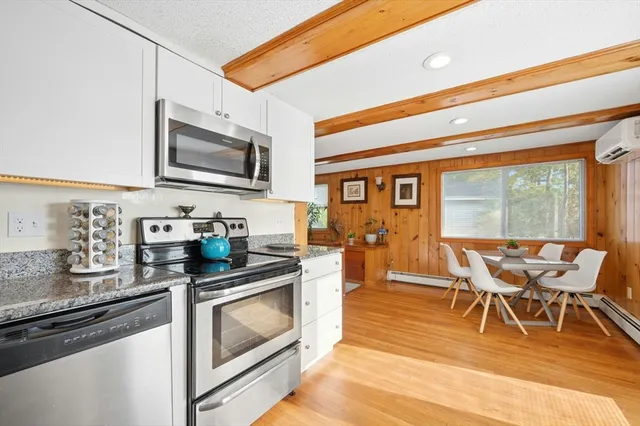 $475,000 | 89 Lakeview Avenue, Bellingham, MA 02019