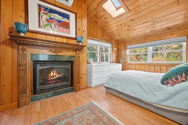 $475,000 | 89 Lakeview Avenue, Bellingham, MA 02019