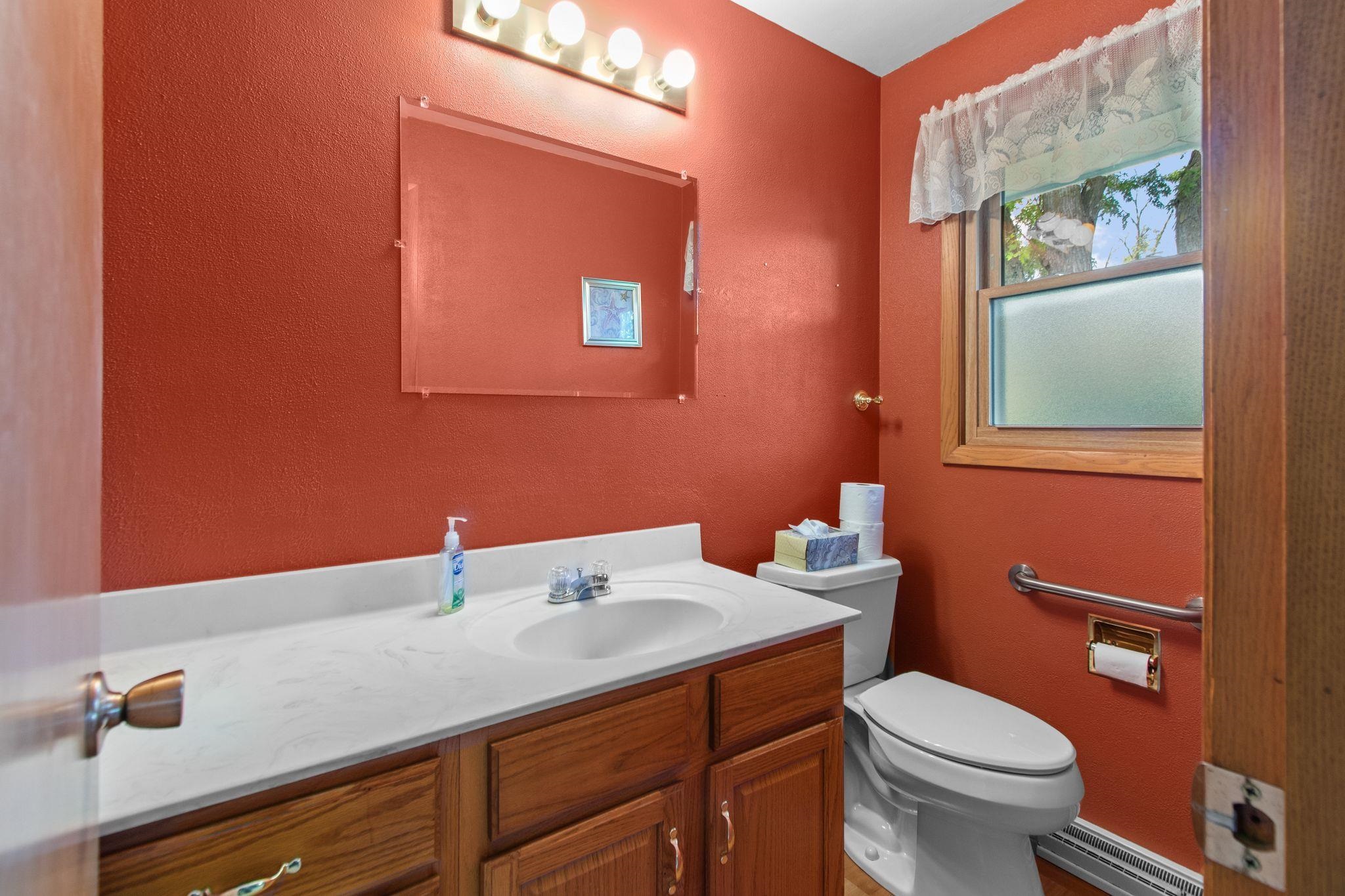 5730 West Sandra Drive Appleton, WI 54913 - Photo 12 of 28