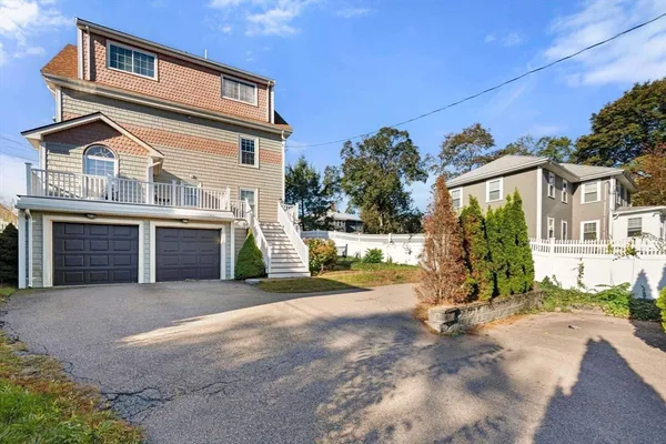 $3,700 | 76 Taft Avenue, Unit 2, Newton, MA 02465