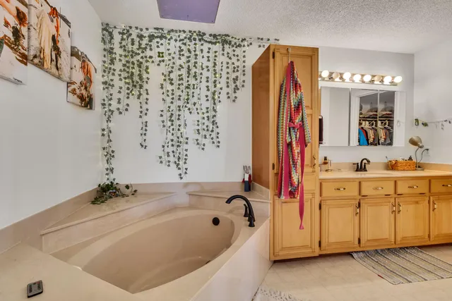 $2,495 | 10009 Calle De Celestino, Navarre, FL 32566