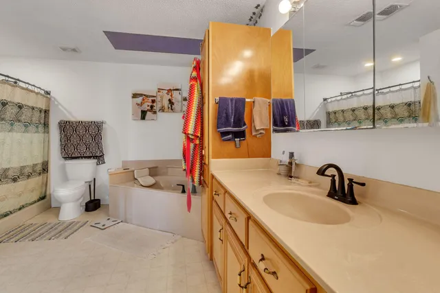 $2,495 | 10009 Calle De Celestino, Navarre, FL 32566