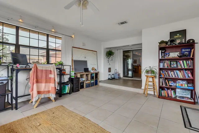 $2,495 | 10009 Calle De Celestino, Navarre, FL 32566