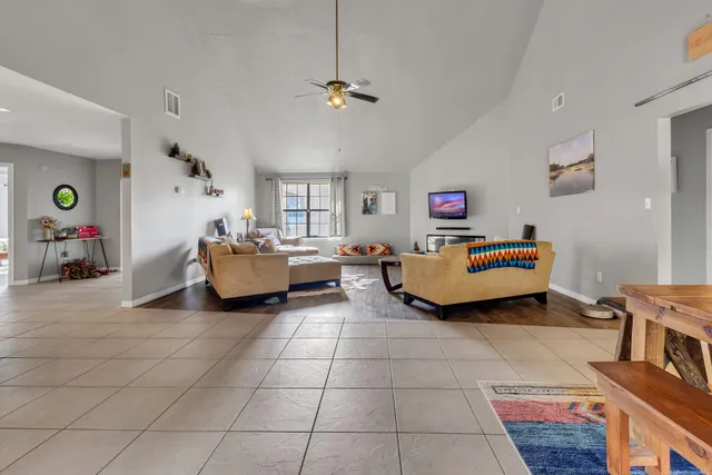 $2,495 | 10009 Calle De Celestino, Navarre, FL 32566